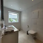 Modern Near Bergen, In & Nature 아파트